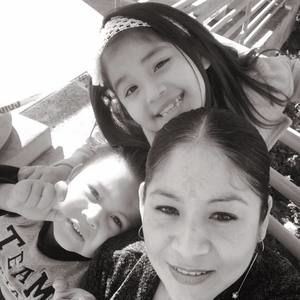 Meet your Posher, Lorena